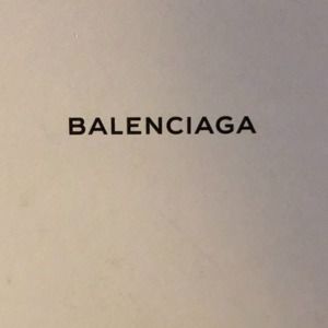 Meet your Posher, Annaya